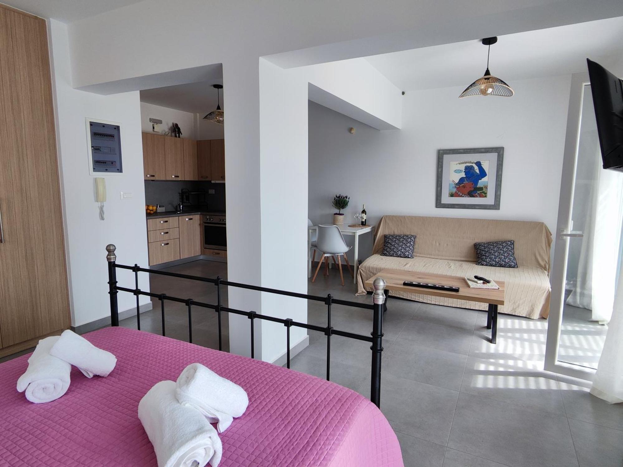 Amfitriti'S Apartment Naxos City Экстерьер фото